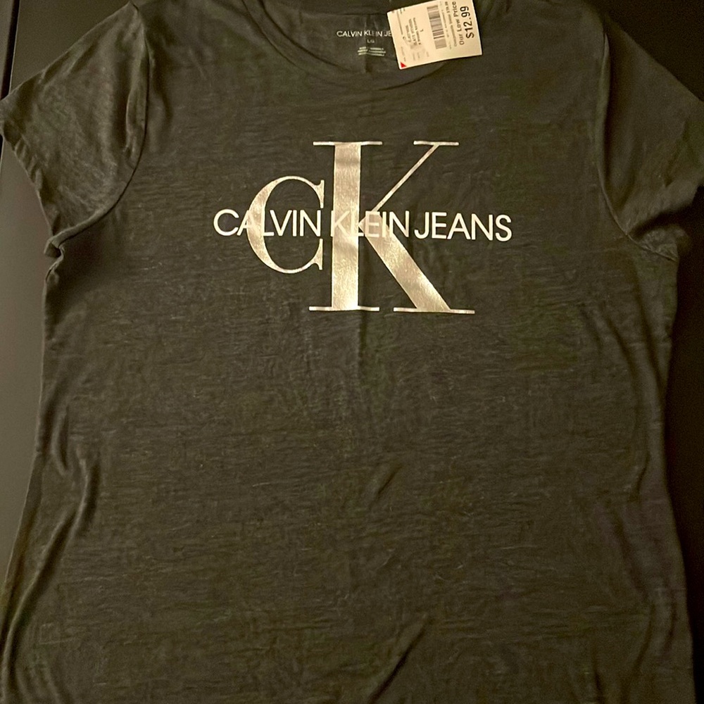 Calvin Klein tee